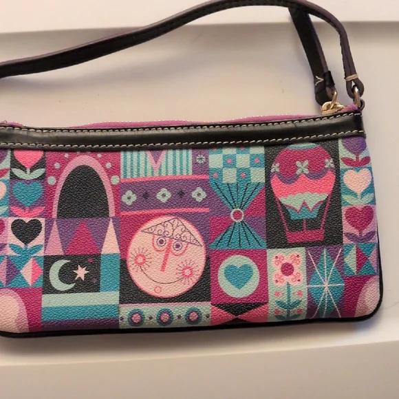 Dooney & Bourke "It's A Small World" Wristlet - Picture 5 of 10